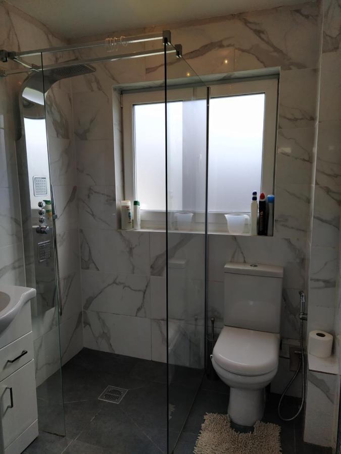 Self Catering Studio Flat Apartment Edinburgh Exterior photo