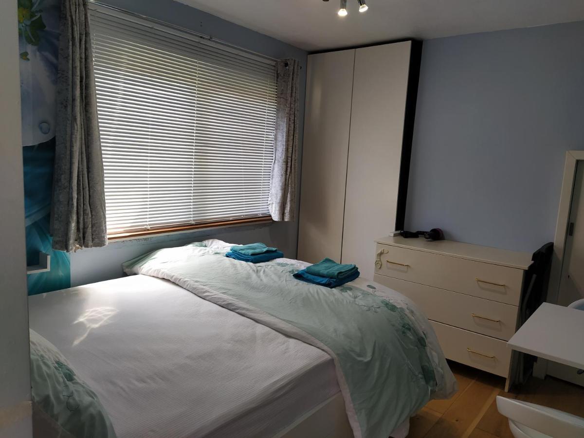 Self Catering Studio Flat Apartment Edinburgh Exterior photo